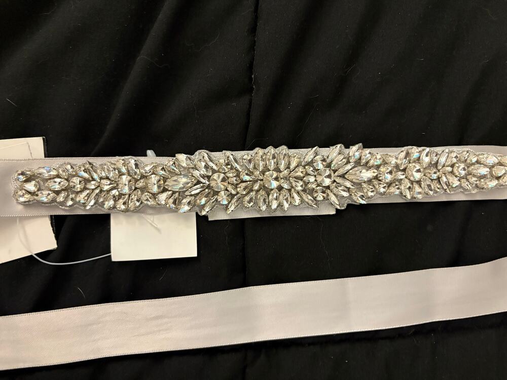 David's Bridal Rhinestone Silver Gray Ribbon Belt NEW Accent Piece Wedding Prom